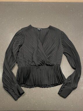 Express Pleated Wrap Front Top Small